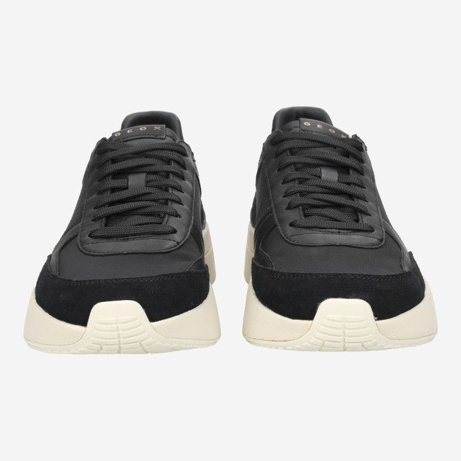 Geox GXRN - Schwarz - Frontansicht